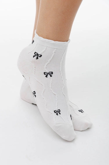 LIMLIM Short Bow Frill Socks