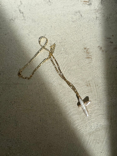 Valiente New York Pearl Cross