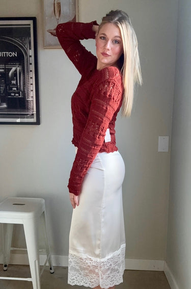 Dex Scallop Hem Crochet Knit Top